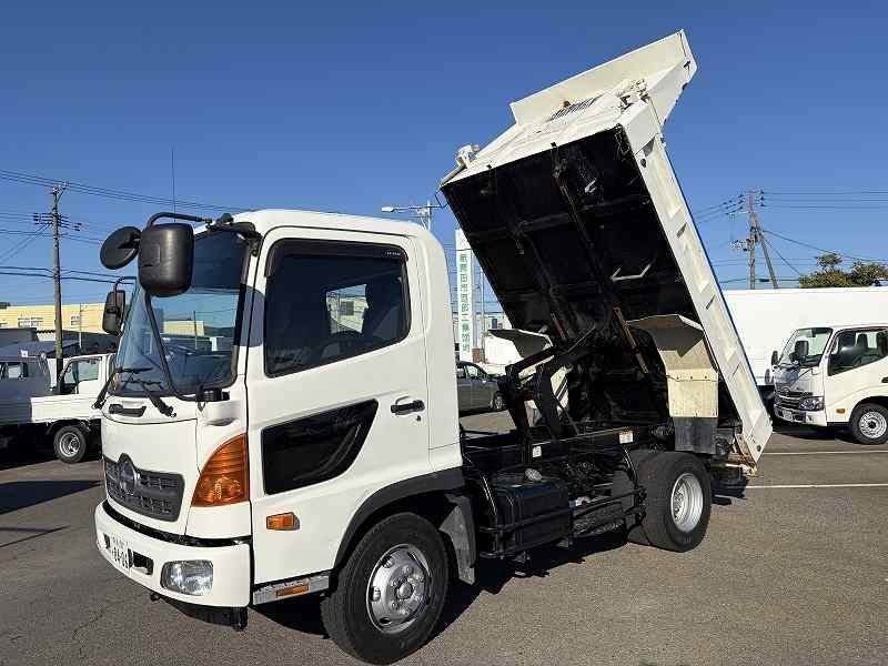 ◆新着車輌のお知らせ◆ 平成27年 レンジャー 4ｔ Ｌゲートダンプ