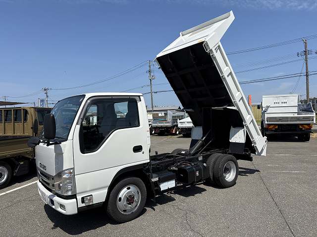◆新着車輌のお知らせ◆ 令和5年 エルフ ダンプ