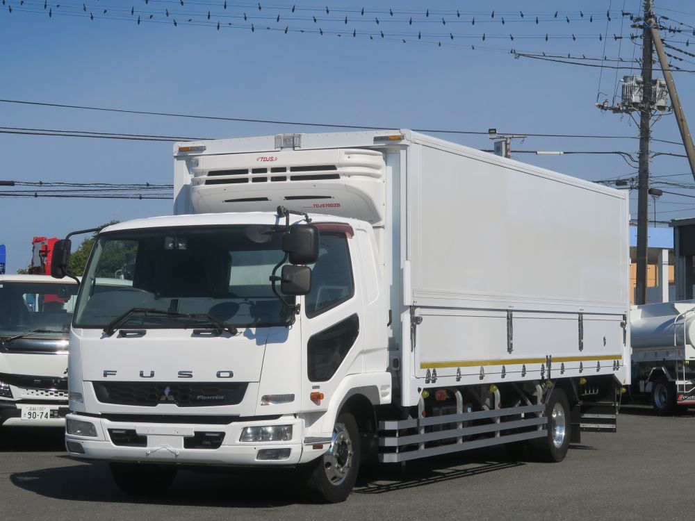 ◆新着車輌のお知らせ◆ 平成28年 ファイター 冷蔵ウイング