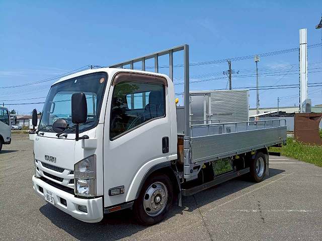 ◆新着車輌のお知らせ◆ 平成29年 エルフ アルミ平