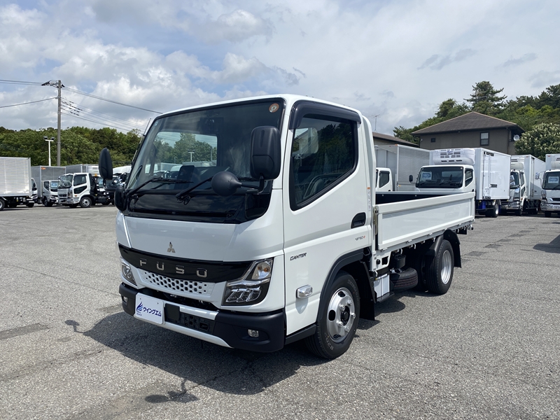 【入庫情報】キャンター　平ボディ　10尺　積載2,000kg