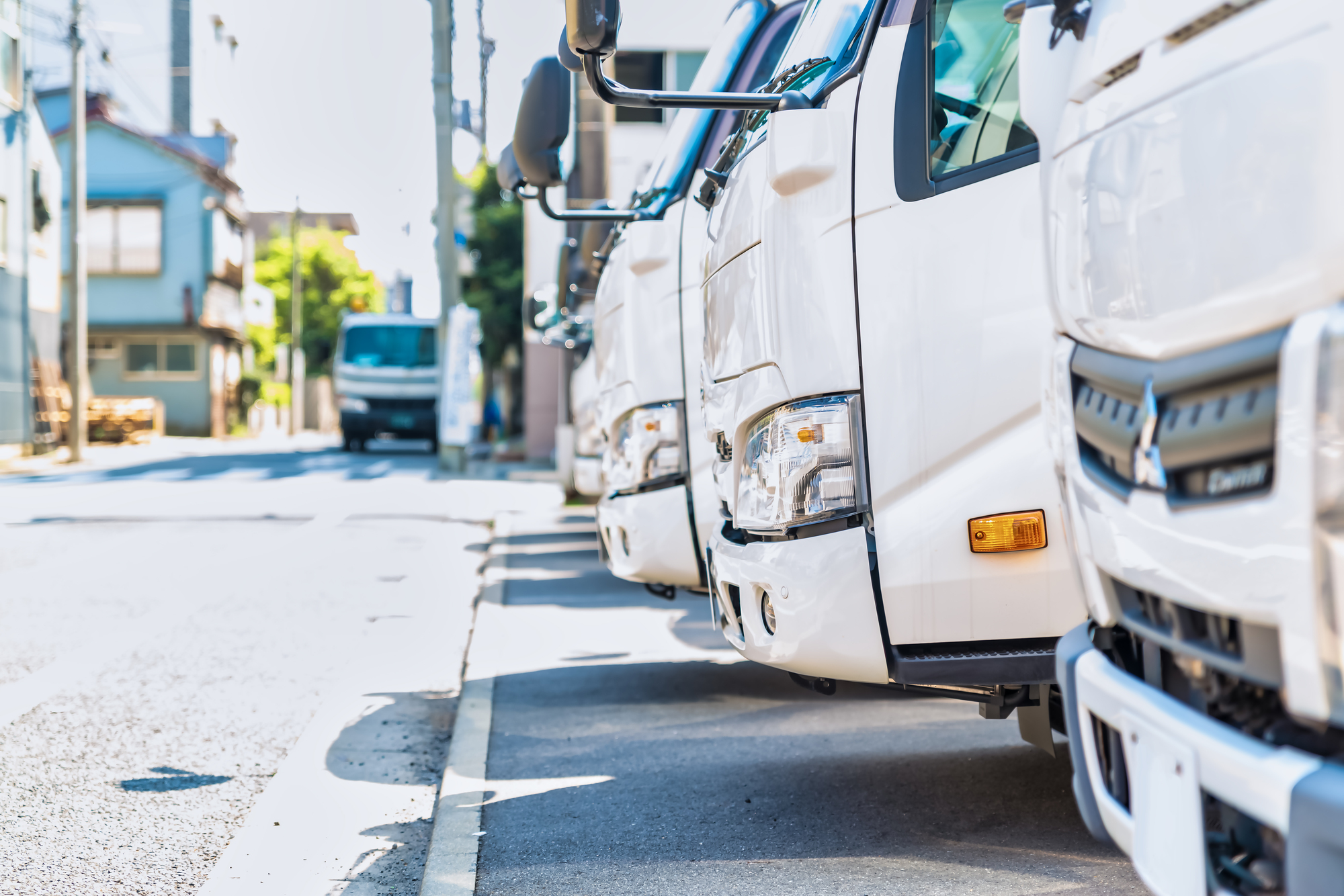 解説・早見表付】普通免許でトラックは何トンまで乗れる？増トン車に必要な免許など免許制度をわかりやすく解説 | トラック市