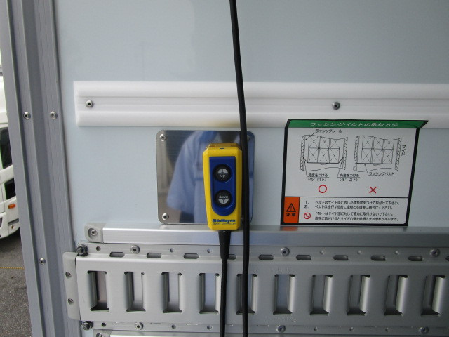 日野 レンジャー 2KG-FE2ACG(2WD)の写真35