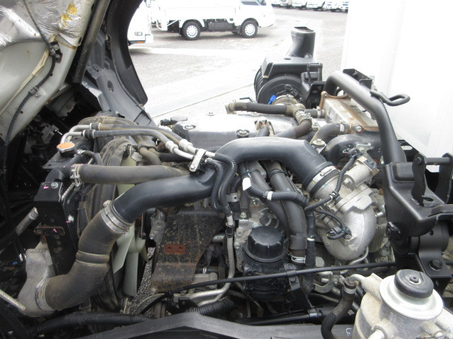 いすゞ フォワード 2PG-FRR90S1(2WD)の写真22