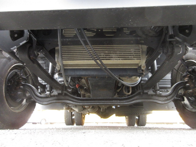 いすゞ フォワード 2PG-FRR90S1(2WD)の写真25