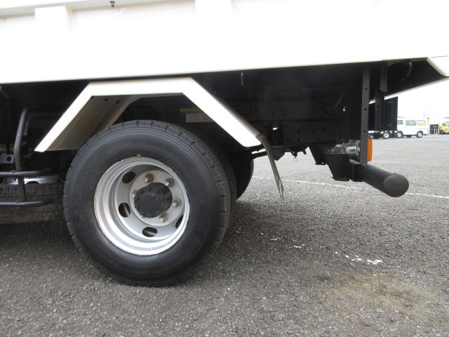 いすゞ フォワード 2PG-FRR90S1(2WD)の写真30