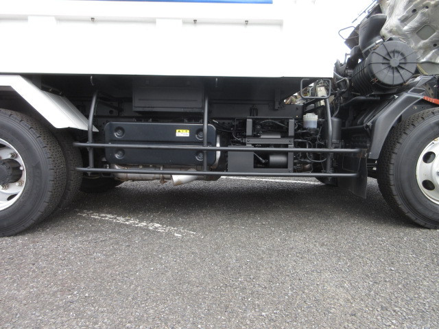 いすゞ フォワード 2PG-FRR90S1(2WD)の写真32