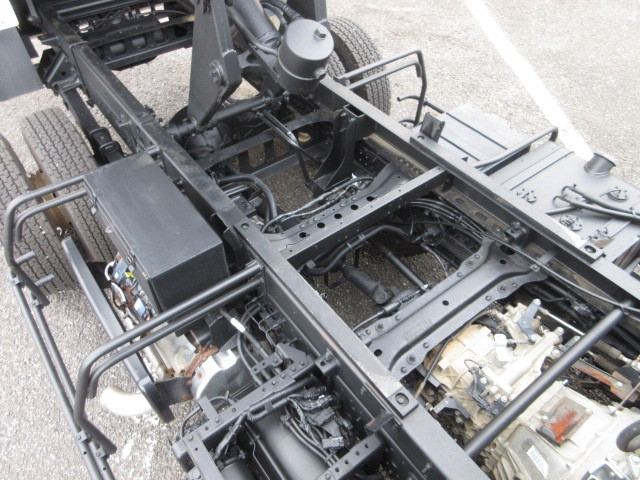 いすゞ フォワード 2PG-FRR90S1(2WD)の写真40
