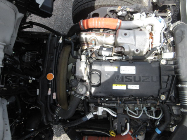 いすゞ エルフ 2RG-NKS88AN(4WD)の写真23