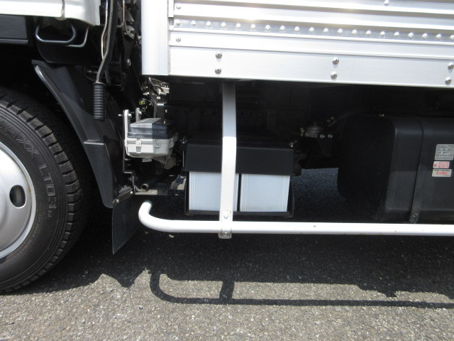 いすゞ エルフ 2RG-NKS88AN(4WD)の写真30