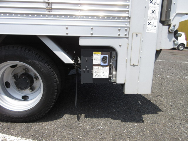 いすゞ エルフ 2RG-NKS88AN(4WD)の写真31