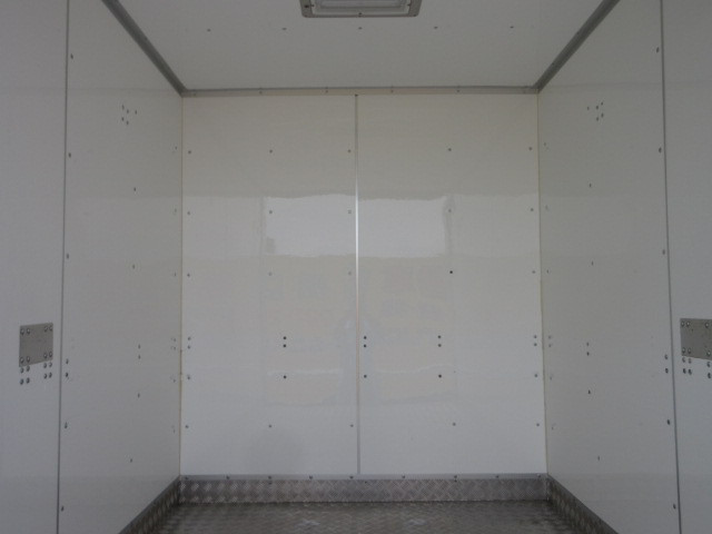 いすゞ エルフ 2RG-NKS88AN(4WD)の写真34
