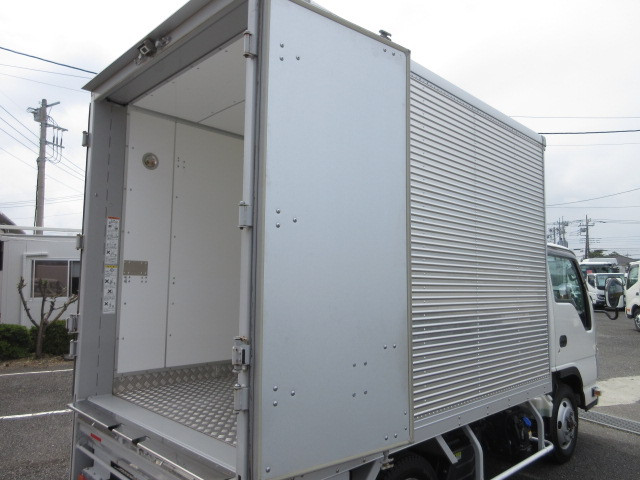いすゞ エルフ 2RG-NKS88AN(4WD)の写真38