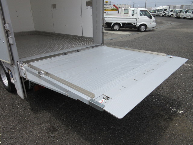 いすゞ エルフ 2RG-NKS88AN(4WD)の写真41