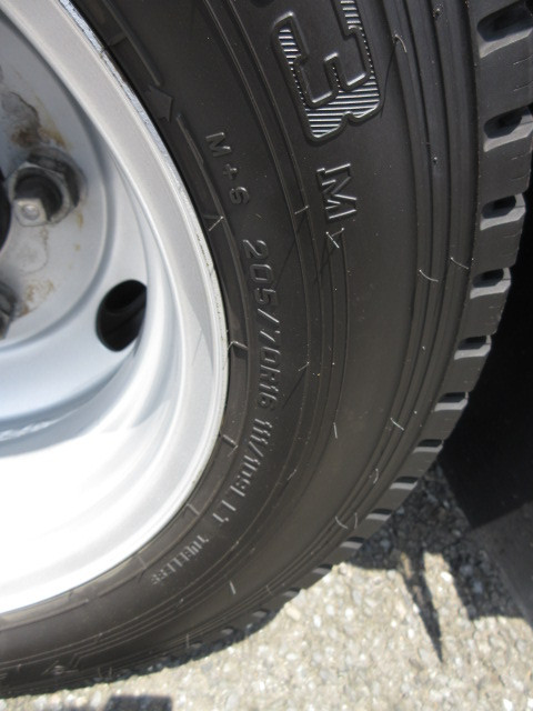 いすゞ エルフ 2RG-NKS88AN(4WD)の写真50