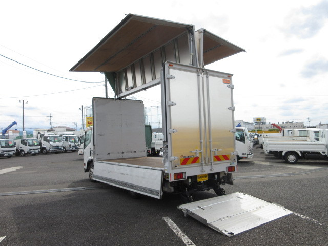 いすゞ エルフ TPG-NPR85AN(2WD)の写真8