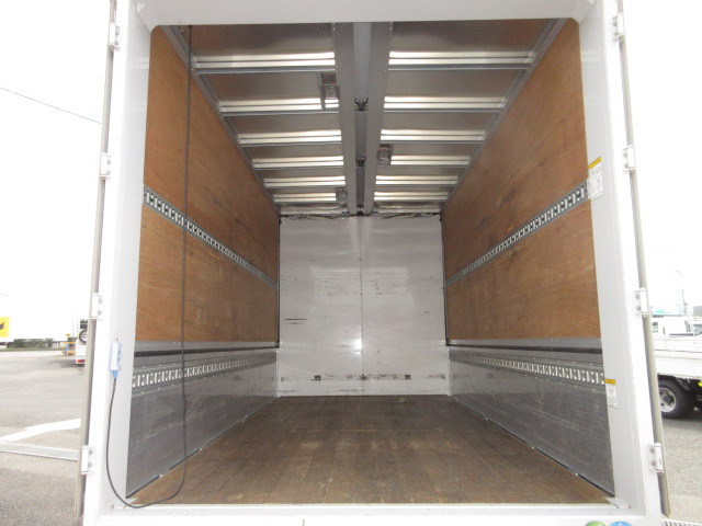 いすゞ エルフ TPG-NPR85AN(2WD)の写真10