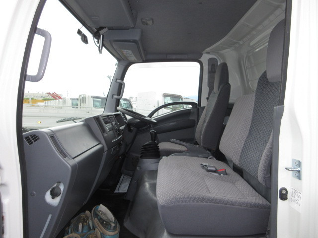 いすゞ エルフ TPG-NPR85AN(2WD)の写真21
