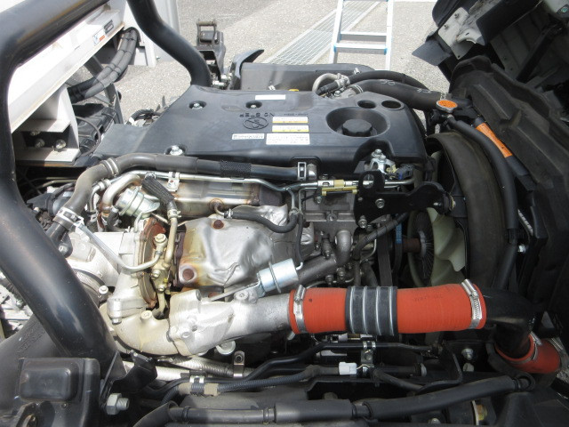 いすゞ エルフ TPG-NPR85AN(2WD)の写真24