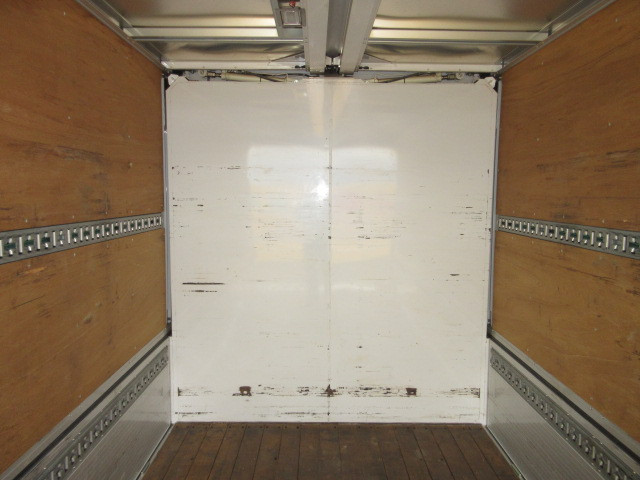 いすゞ エルフ TPG-NPR85AN(2WD)の写真29