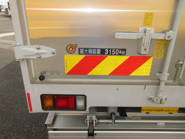 いすゞ エルフ TPG-NPR85AN(2WD)の写真47