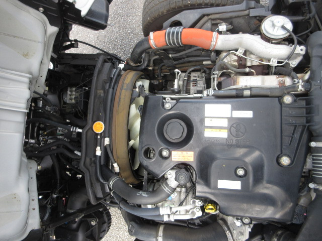 いすゞ エルフ TRG-NHS85AN(4WD)の写真21
