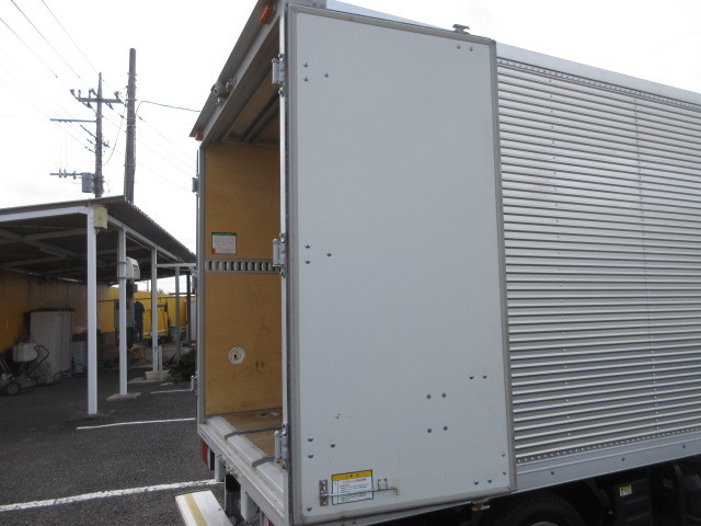 いすゞ エルフ TRG-NHS85AN(4WD)の写真25