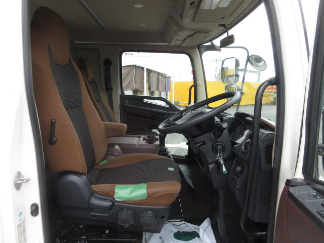日野 レンジャー 2KG-FD2ABA(2WD)の写真19