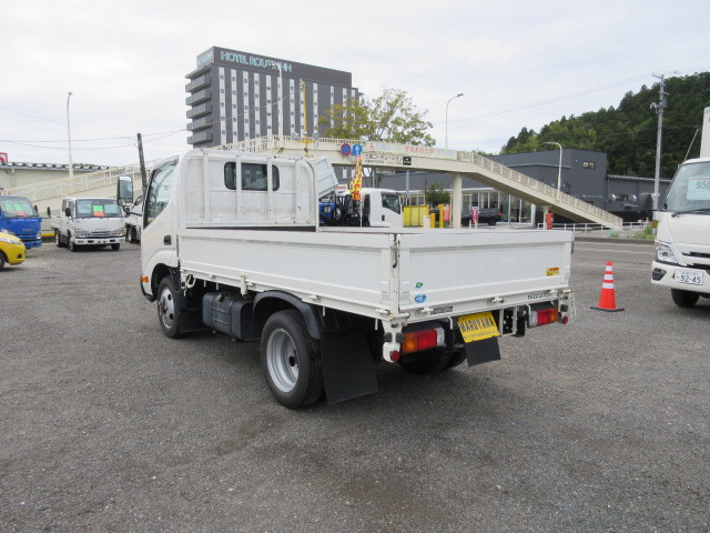 トヨタ ダイナ 2DG-XZC675(4WD)の写真3