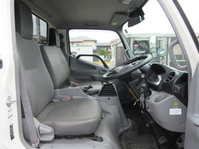 トヨタ ダイナ 2DG-XZC675(4WD)の写真14