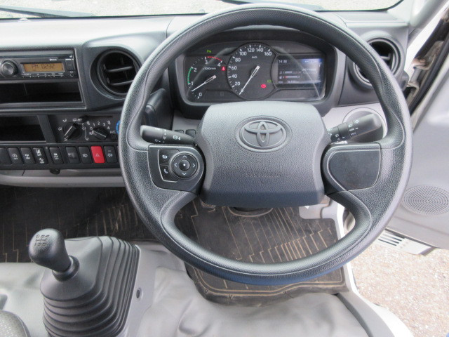 トヨタ ダイナ 2DG-XZC675(4WD)の写真15