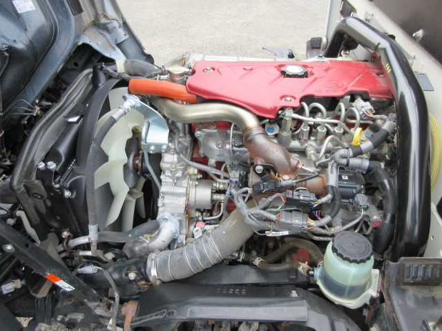 トヨタ ダイナ 2DG-XZC675(4WD)の写真24