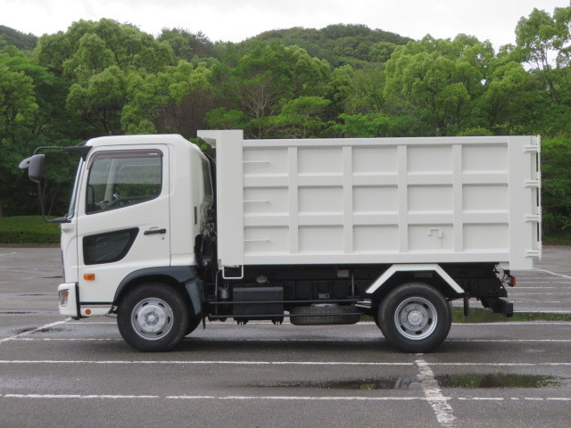 日野 レンジャー 2KG-FC2ABA(2WD)の写真4