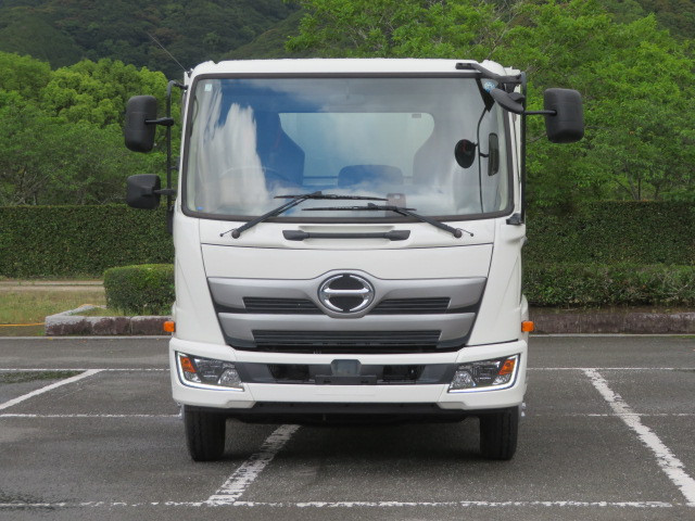 日野 レンジャー 2KG-FC2ABA(2WD)の写真6