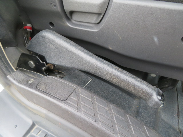 日野 レンジャー 2KG-FC2ABA(2WD)の写真21