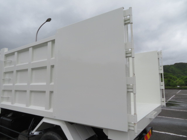 日野 レンジャー 2KG-FC2ABA(2WD)の写真30