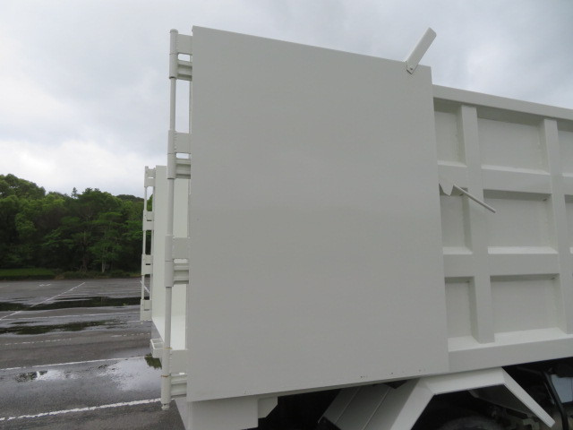 日野 レンジャー 2KG-FC2ABA(2WD)の写真31