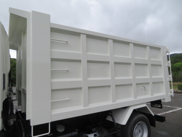 日野 レンジャー 2KG-FC2ABA(2WD)の写真33