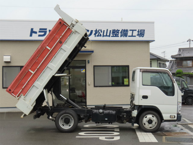 いすゞ エルフ TPG-NKR85AN(2WD)の写真11