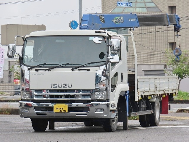 いすゞ フォワード TKG-FRR90S2(2WD)の写真1