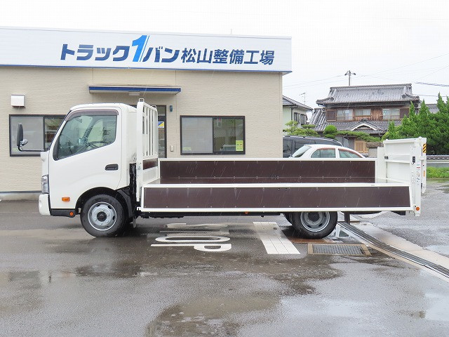 日野 デュトロ 2DG-XZU712M(2WD)の写真7