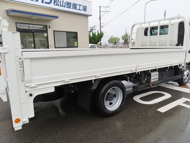 日野 デュトロ 2DG-XZU712M(2WD)の写真33