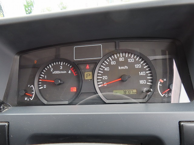 いすゞ エルフ TRG-NJR85A(2WD)の写真14