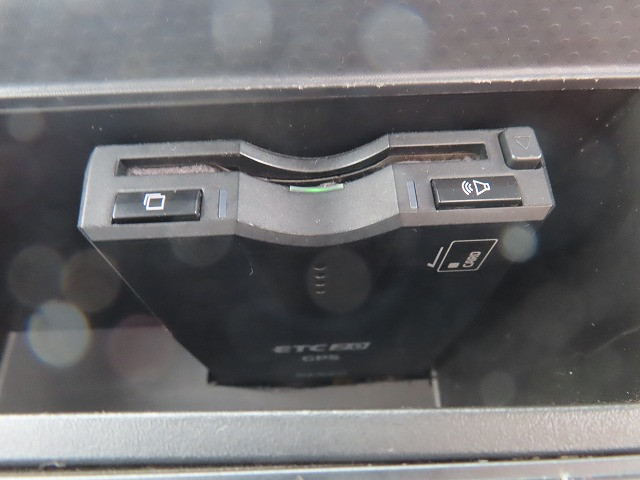 いすゞ エルフ TRG-NJR85A(2WD)の写真19