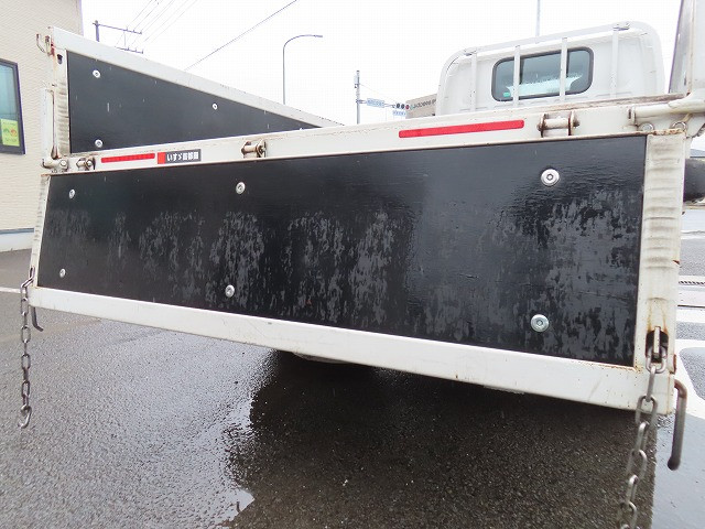 いすゞ エルフ TRG-NJR85A(2WD)の写真27