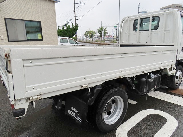 いすゞ エルフ TRG-NJR85A(2WD)の写真31