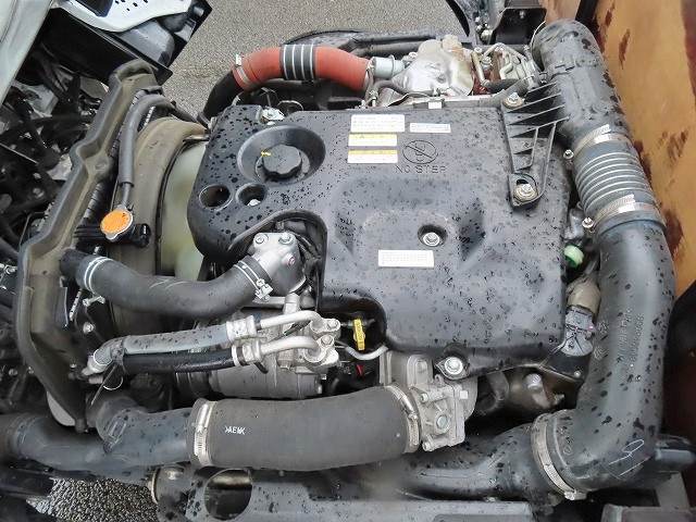 いすゞ エルフ TRG-NJR85A(2WD)の写真35