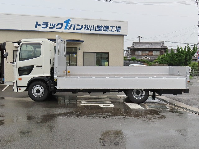 日野 レンジャー 2KG-GC2ABA(2WD)の写真7