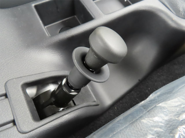 三菱 ファイター 2KG-FK65F(2WD)の写真18