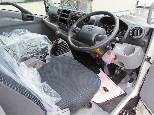 日野 デュトロ 2KG-XZU722M(2WD)の写真9